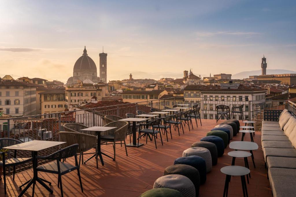 hotels with balcony in Florence Santo Spirito