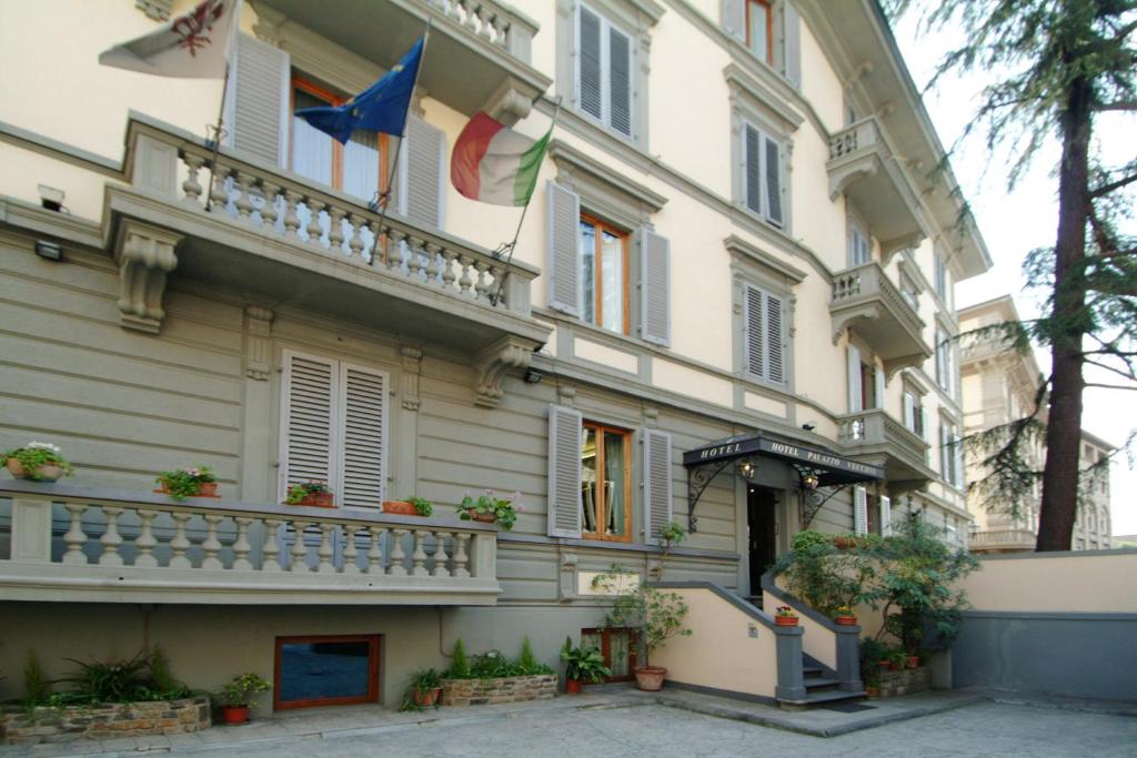 hotels with balcony in Florence Careggi Rifredi