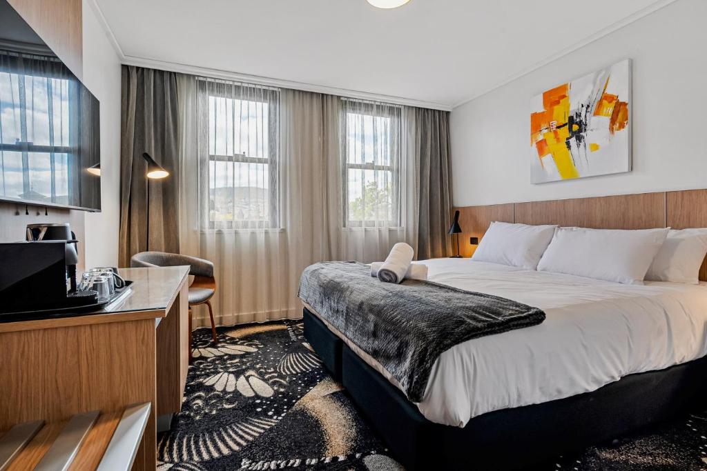 hotels with balcony in Hobart Hobart Cbd