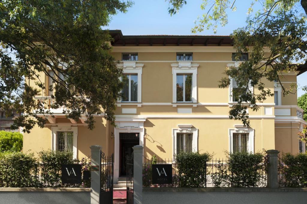 hotels with balcony in Siena Basilica Cateriniana San Domenico