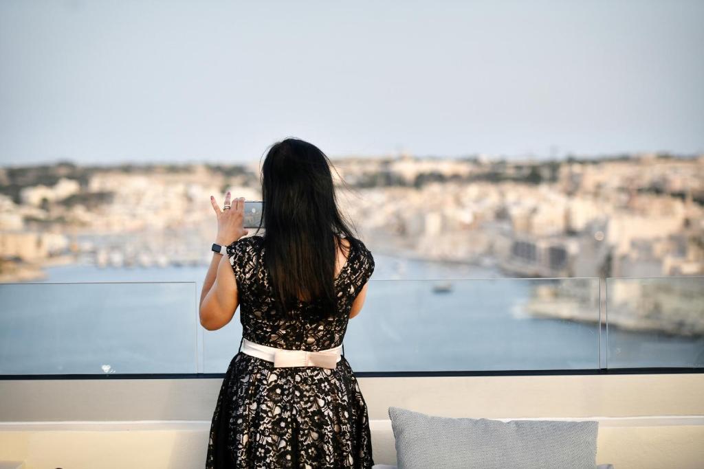 hotels with balcony in Valletta