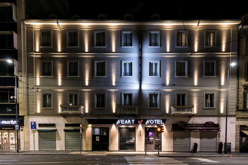 hotels with balcony in Milan Sforzesco Castle