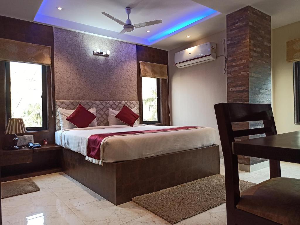 hotels with balcony in Guwahati