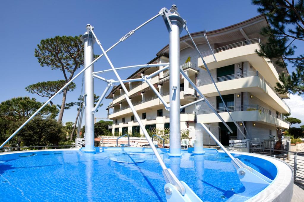 hotels with balcony in Forte Dei Marmi