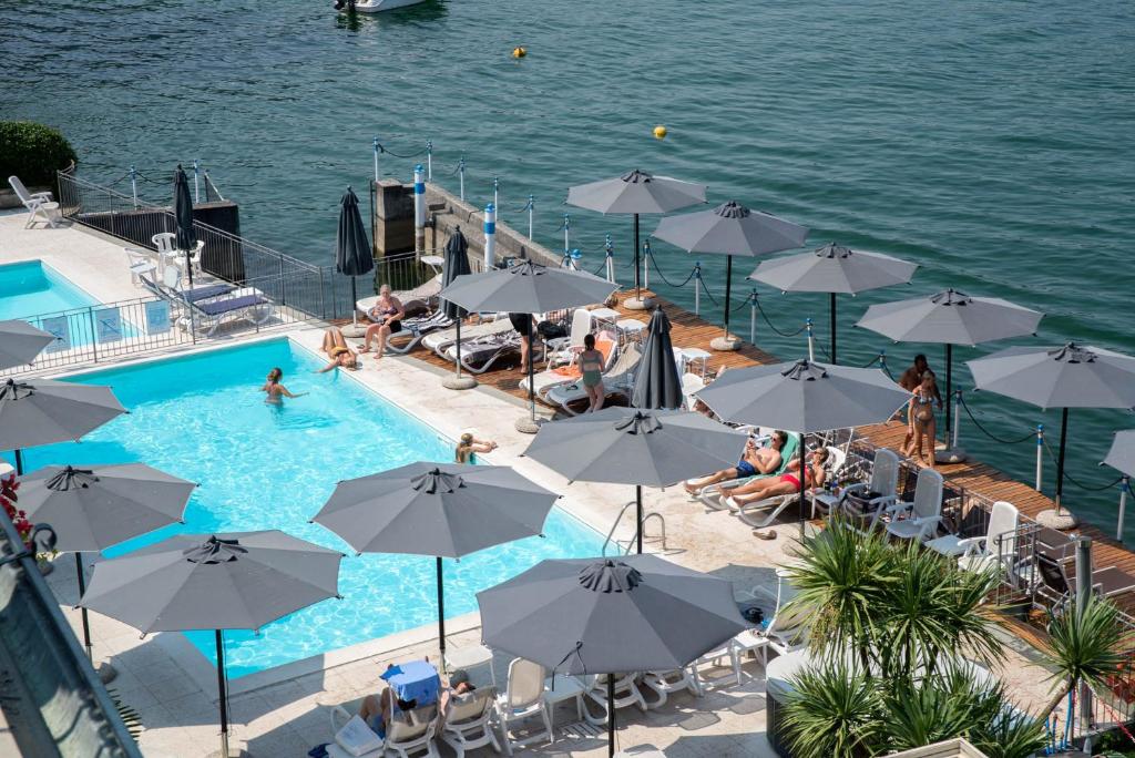 hotels with balcony in Lake Iseo