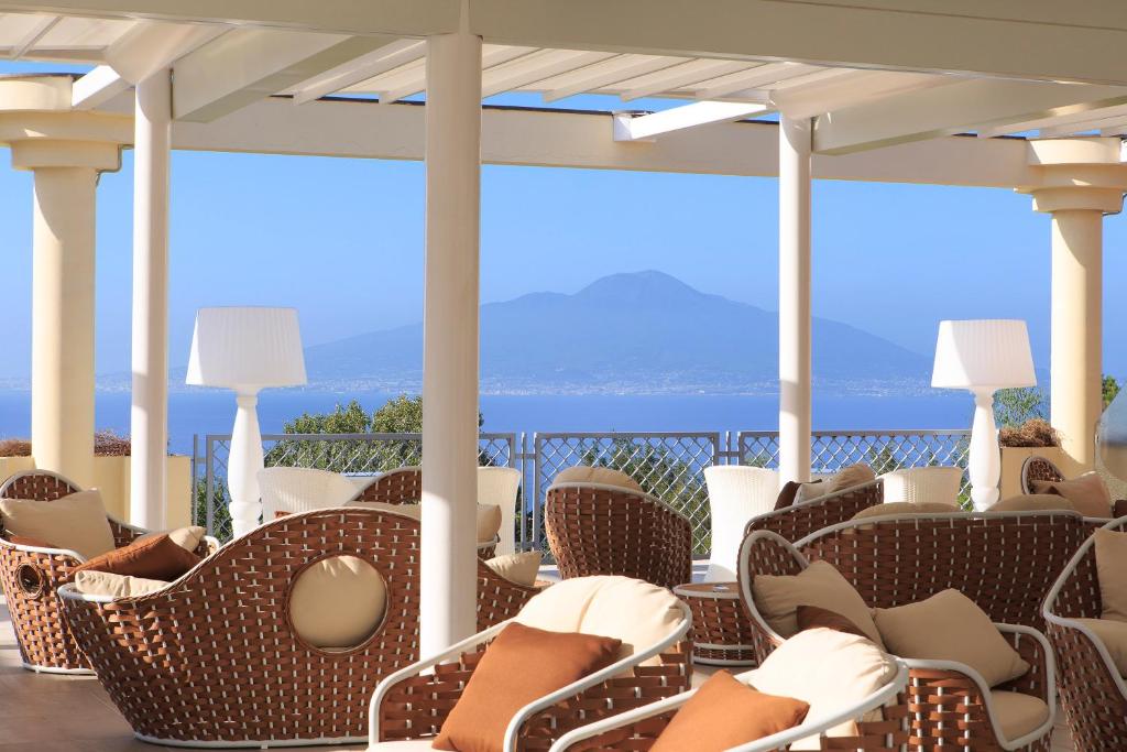 hotels with balcony in Sorrento Italy