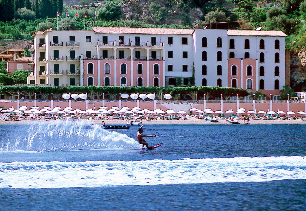 hotels with balcony in Sicily