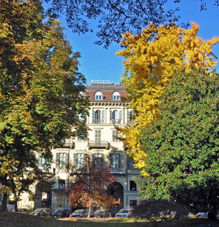 hotels with balcony in Turin