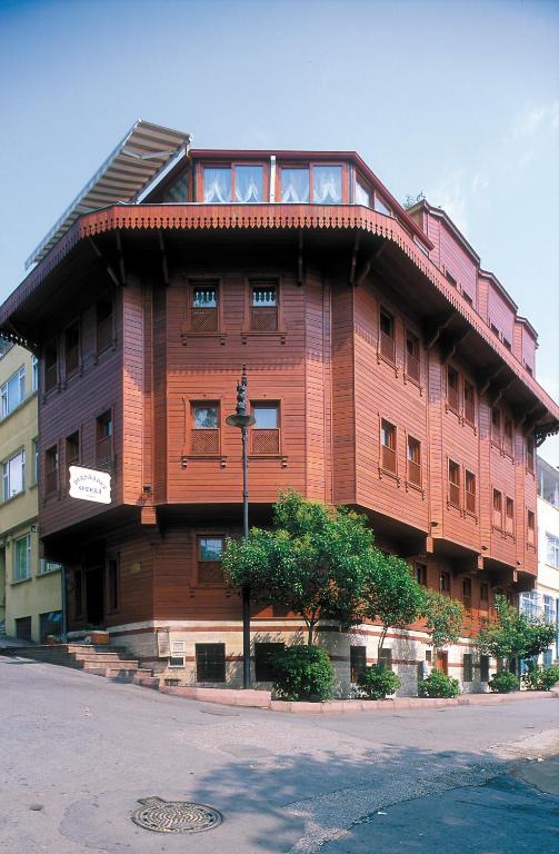 hotels with balcony in Istanbul The Blue Mosque