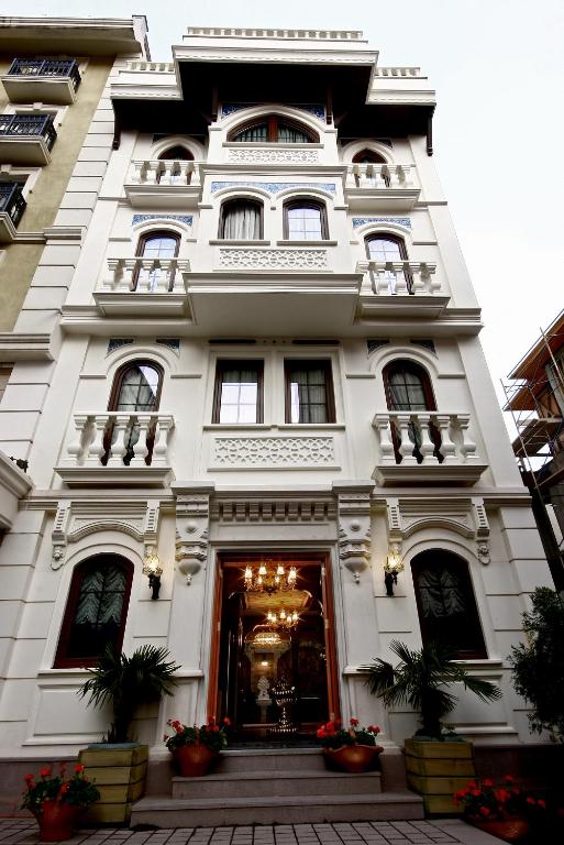 hotels with balcony in Istanbul Fatih