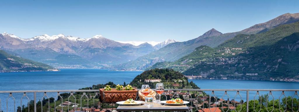 hotels with balcony in Bellagio