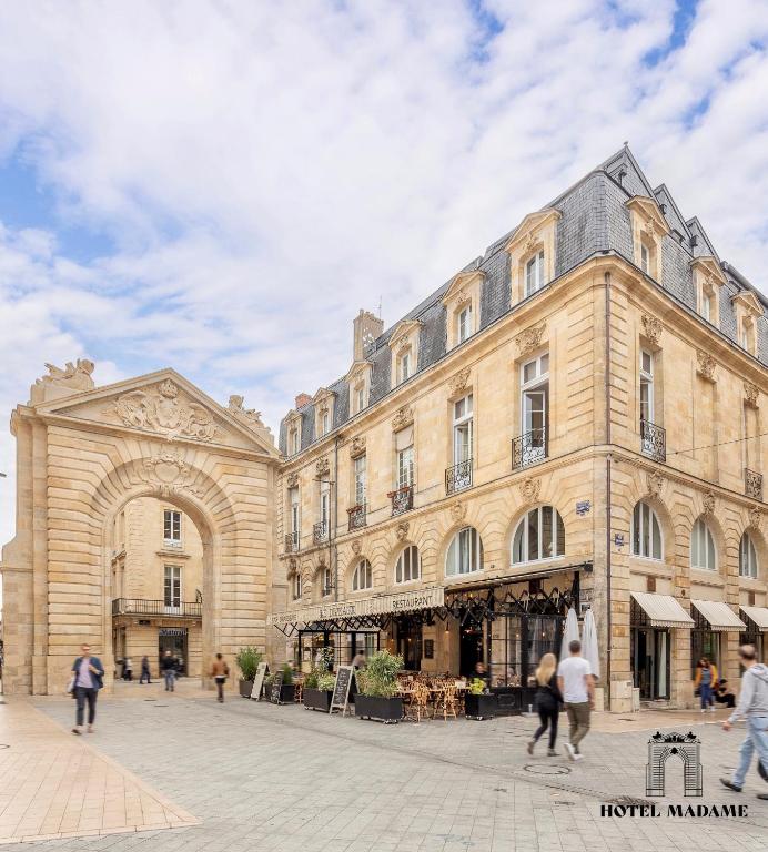 hotels with balcony in Bordeaux