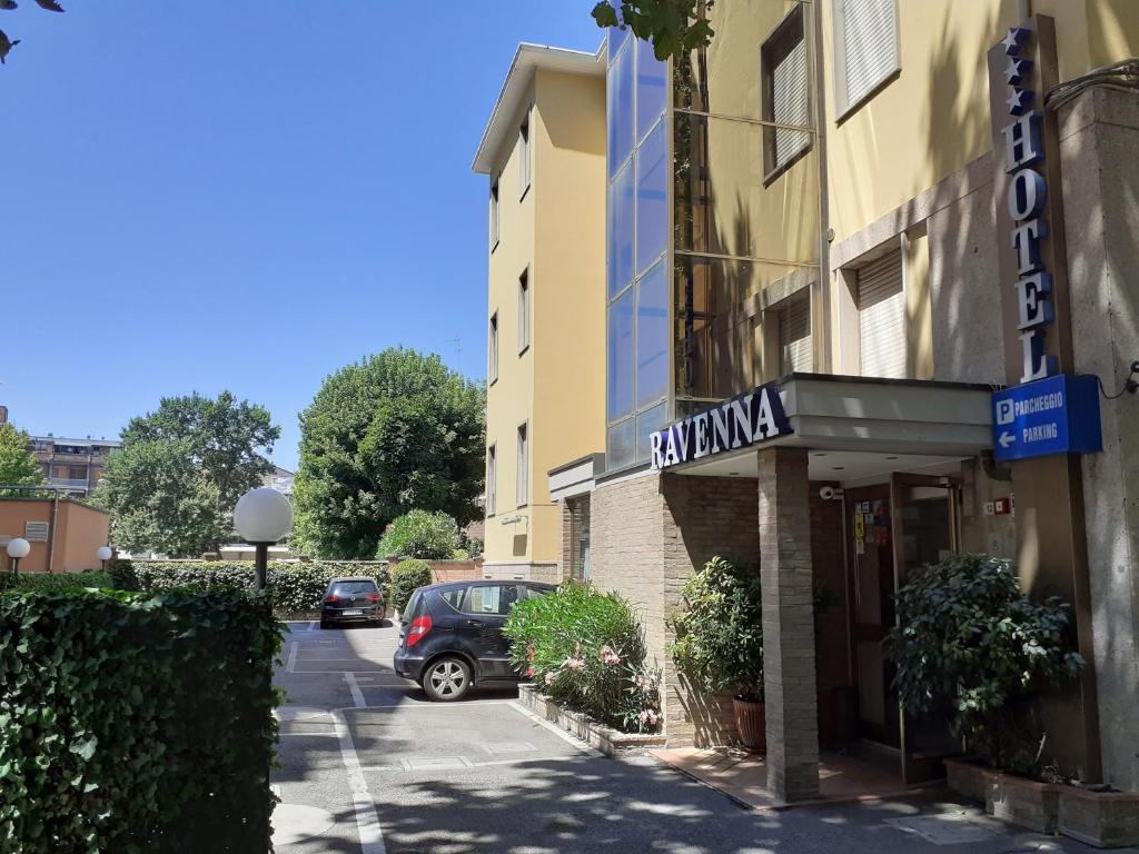 hotels with balcony in Ravenna