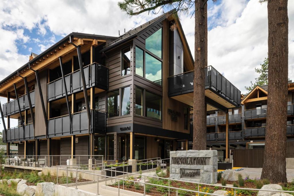 hotels with balcony in Heavenly Kirkwood