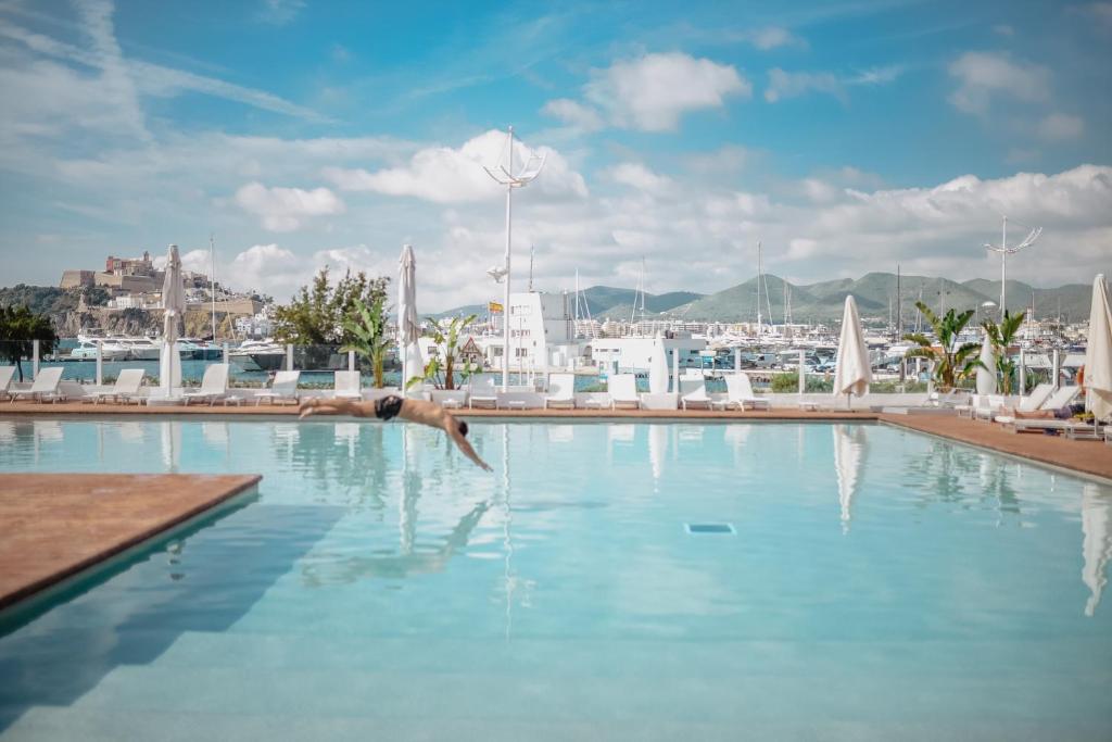 hotels with balcony in Ibiza