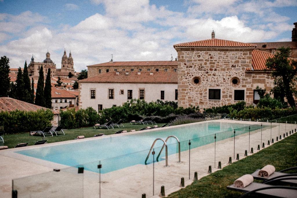 hotels with balcony in Salamanca Spain