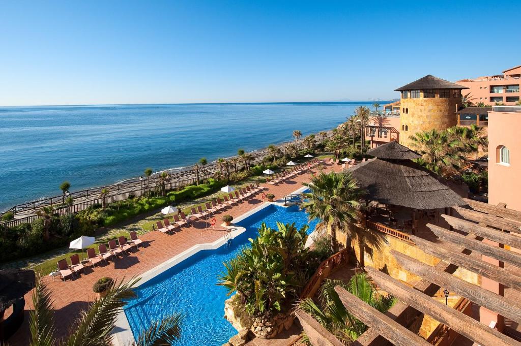 hotels with balcony in Estepona