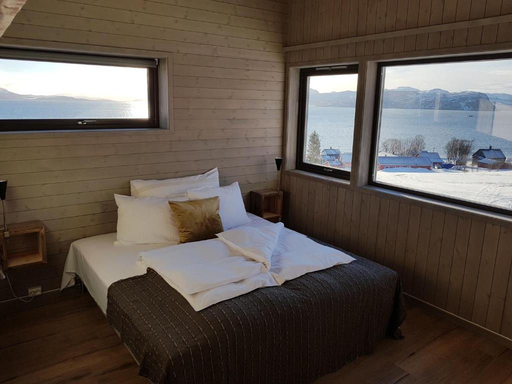 hotels with balcony in Troms