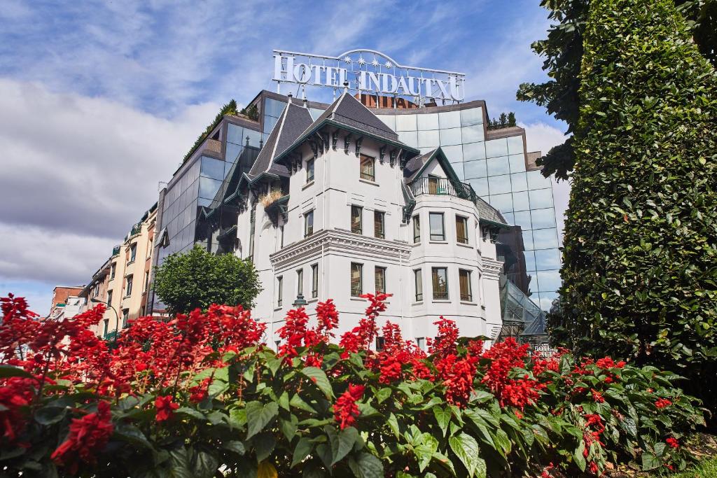 hotels with balcony in Bilbao