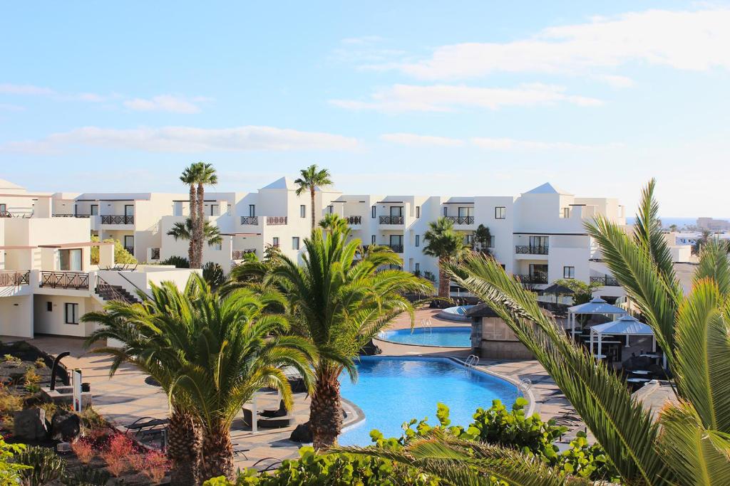 hotels with balcony in Costa Teguise