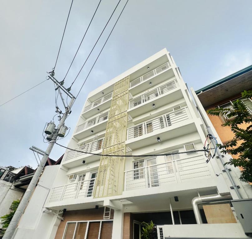 hotels with balcony in Manila San Agustin Church