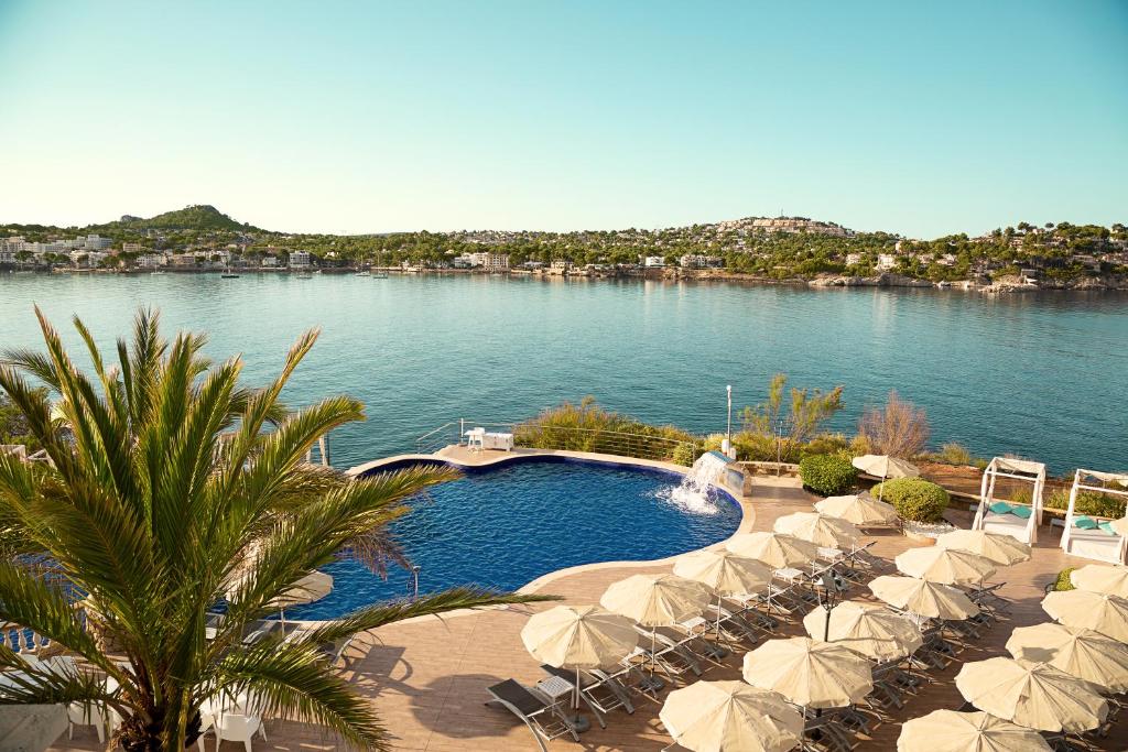 hotels with balcony in Santa Ponsa