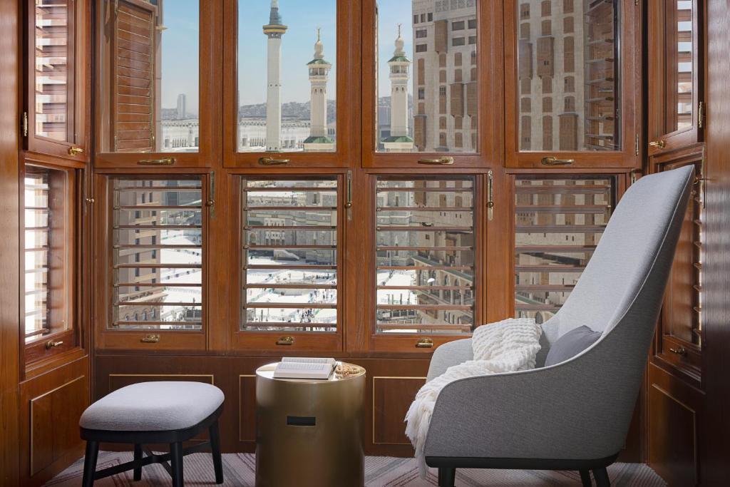 hotels with balcony in Mecca