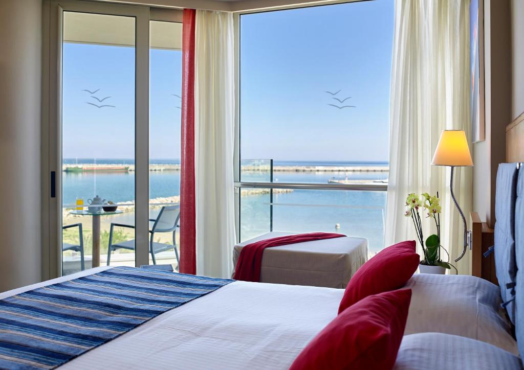 hotels with balcony in Rethymno Town