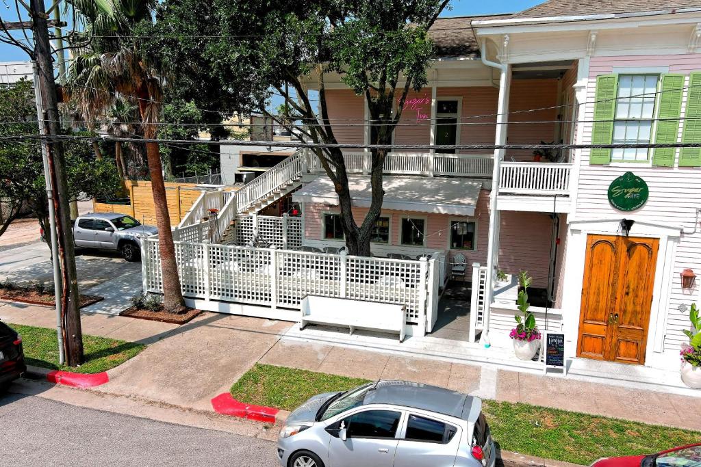 hotels with balcony in Galveston