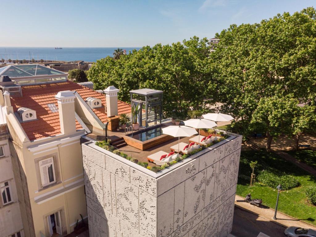 hotels with balcony in Cascais