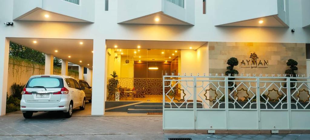 hotels with balcony in Surabaya